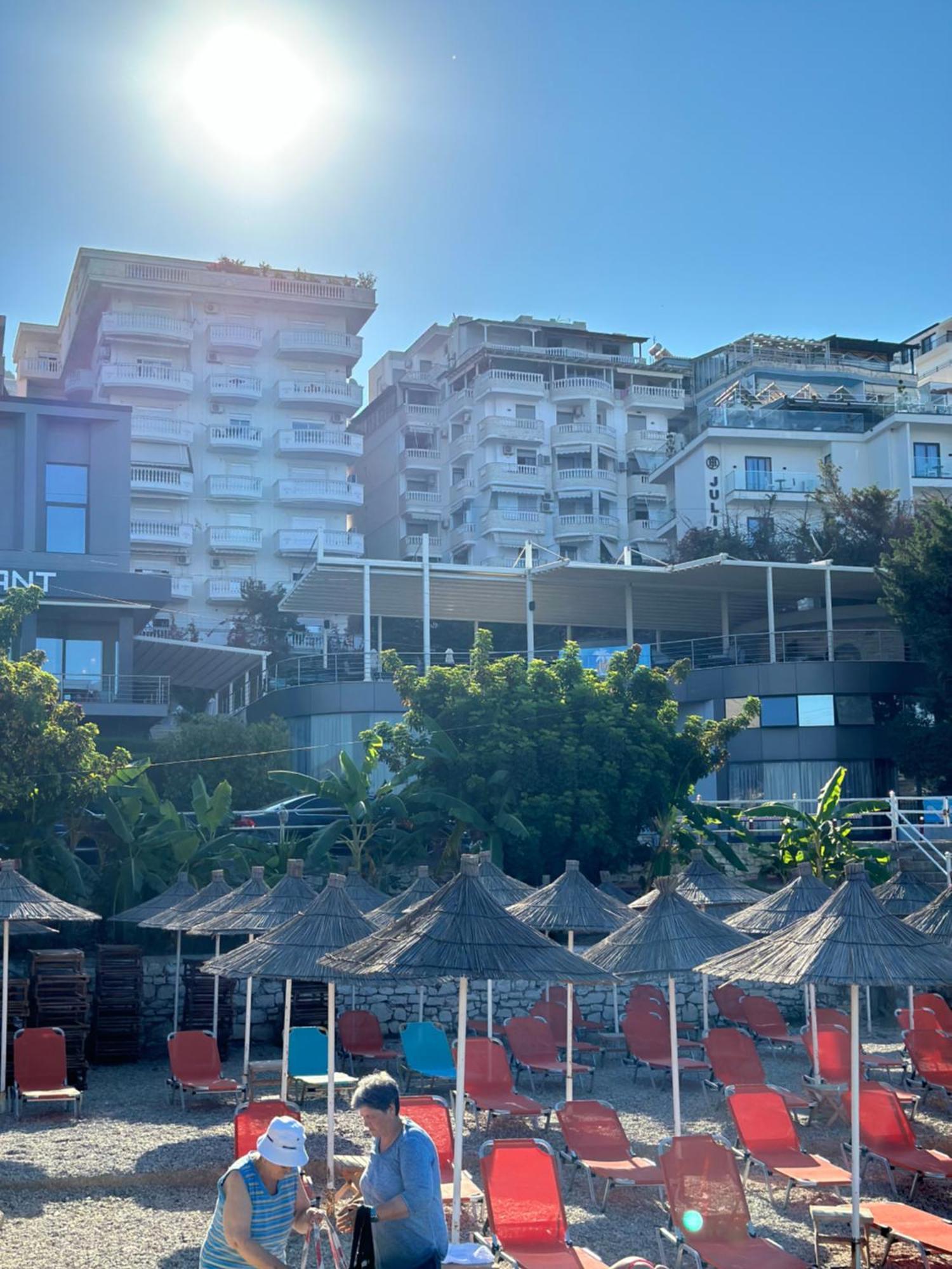 Taurasi Red Saranda Apartment Exterior photo